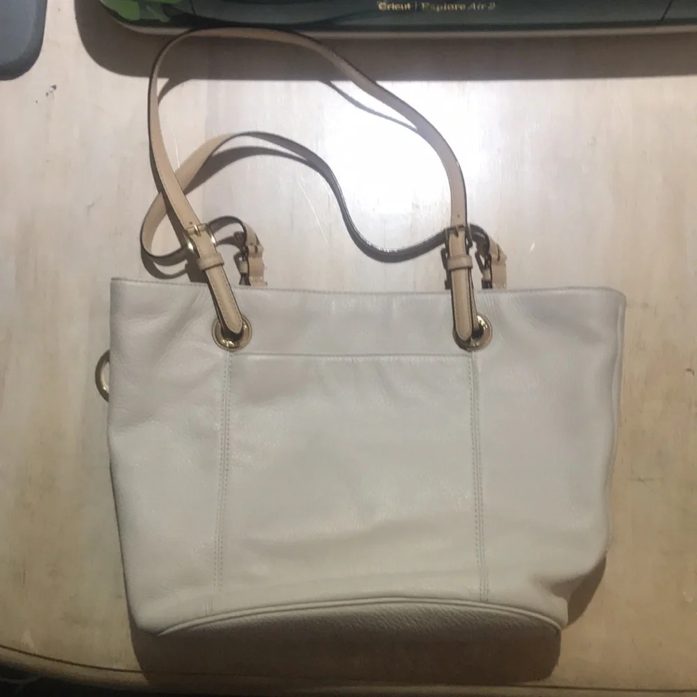 MICHAEL Michael Kors Large Vanilla Jet Set Tote - Picture 3 of 11